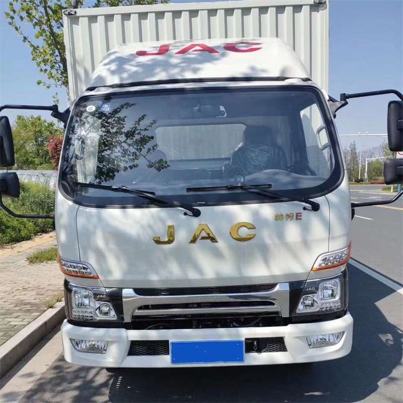 安国市错那县：物流专线的高效货运之旅